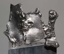 Chevalier qui marche aux c�t�s de son courageux cheval